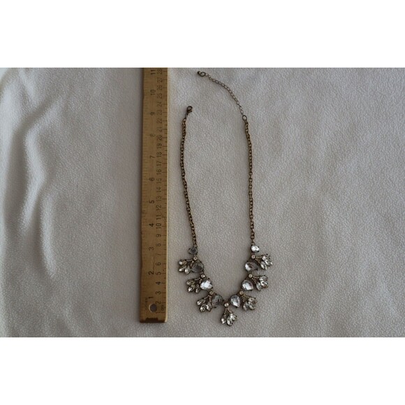 VTG Teardrop Clear Crystal Rhinestone Necklace Choker Gold Tone Tri-Leaf Shape - Picture 4 of 8